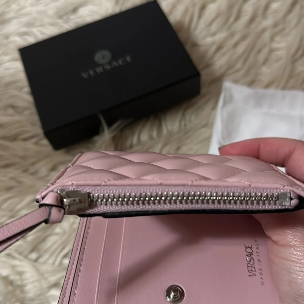 New without tags Versace Medusa card case compact wallet - Picture 7 of 9